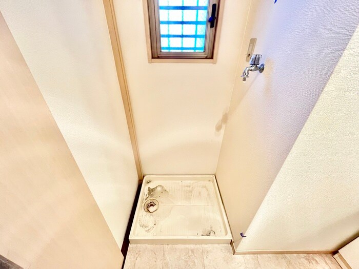 物件内観写真19　(洗濯機置場)