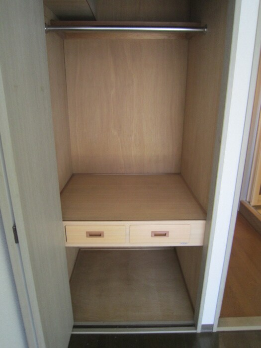 物件内観写真8　(収納)