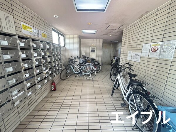 駐輪場