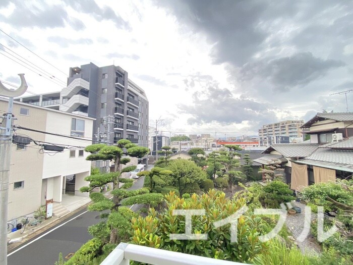 物件内観写真22　(室内からの展望)