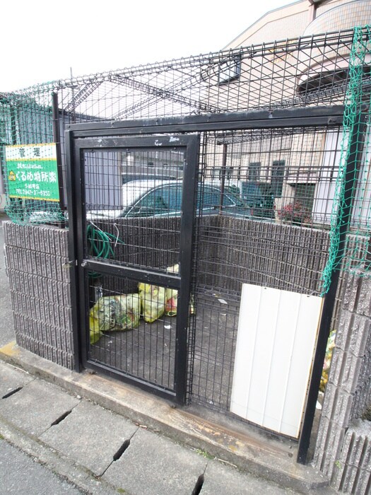 物件外観写真4　(建物設備)