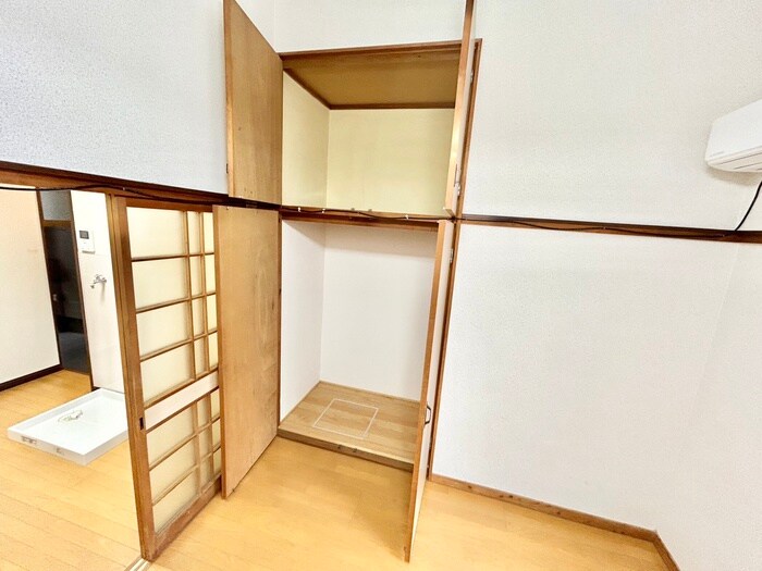 物件内観写真9　(収納)