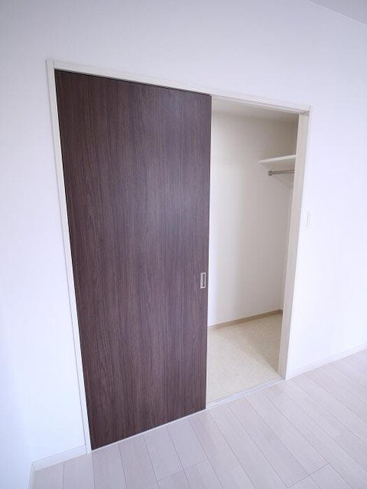 物件内観写真13　(収納)