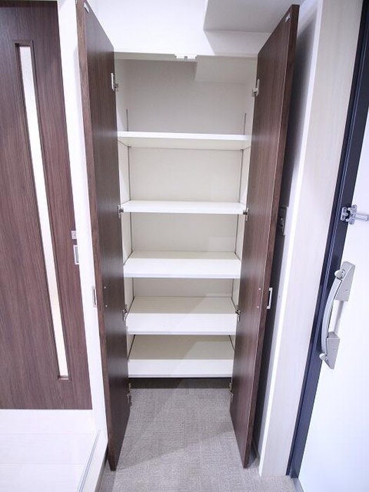物件内観写真17　(靴箱)