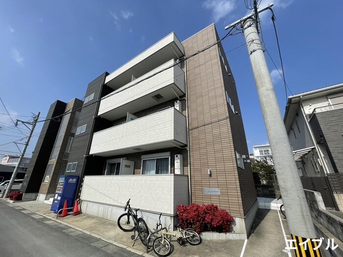 物件外観写真1　(外観写真)