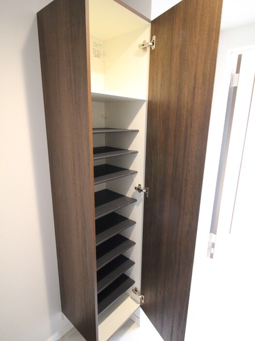 物件内観写真17　(靴箱)