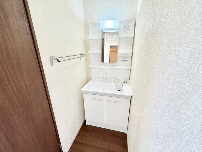 物件内観写真11　(洗面)