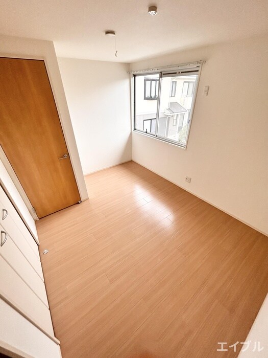 物件内観写真6　(居室)