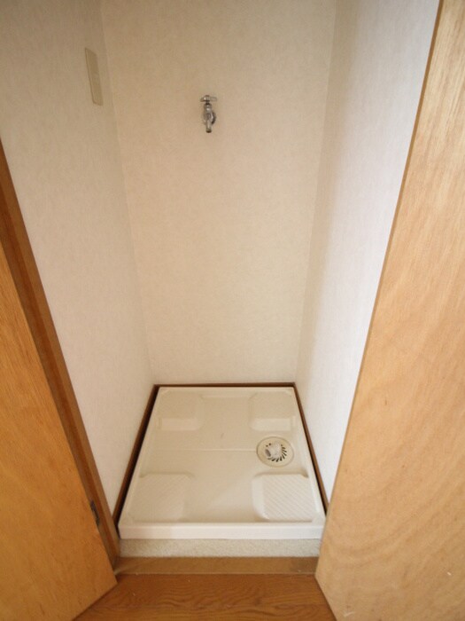 物件内観写真20　(洗濯機置場)