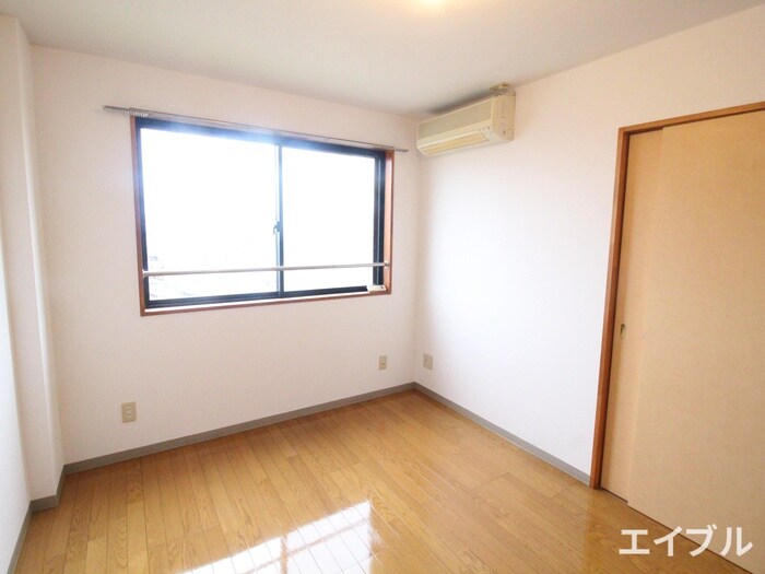 物件内観写真14　(居室)