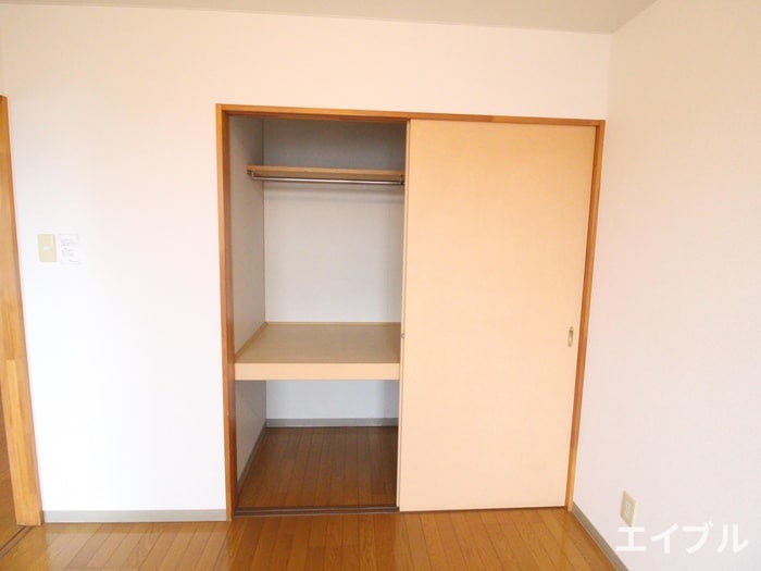 物件内観写真16　(収納)
