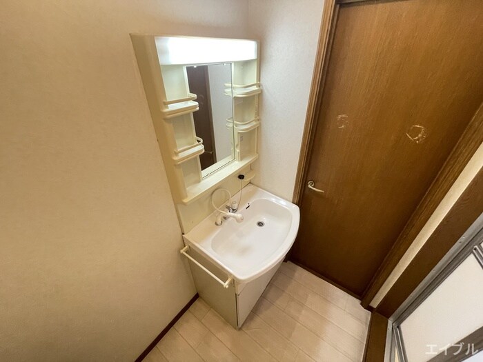 物件内観写真12　(洗面)