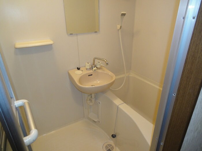 物件内観写真8　(バス／シャワールーム等)