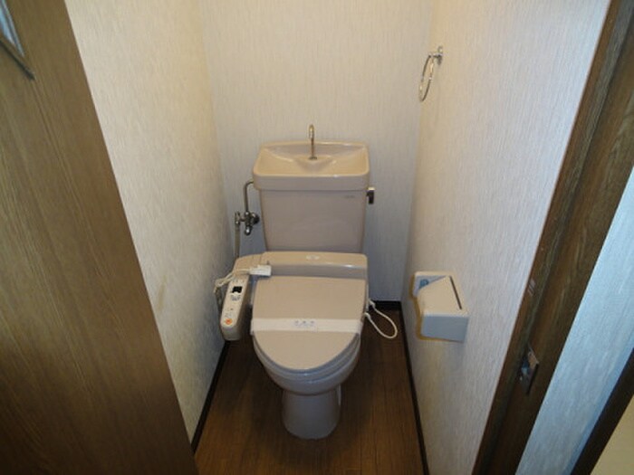 物件内観写真9　(トイレ)