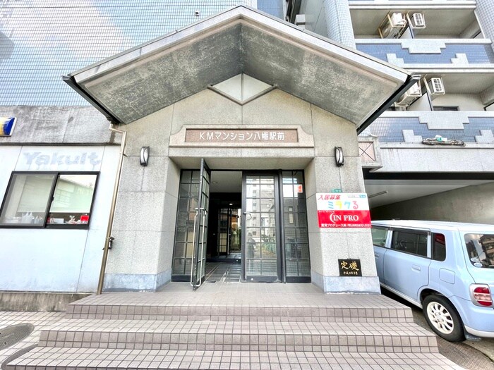 物件外観写真4　(エントランス部分)