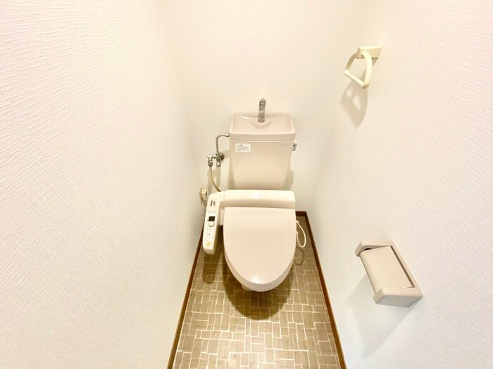 物件内観写真11　(トイレ)