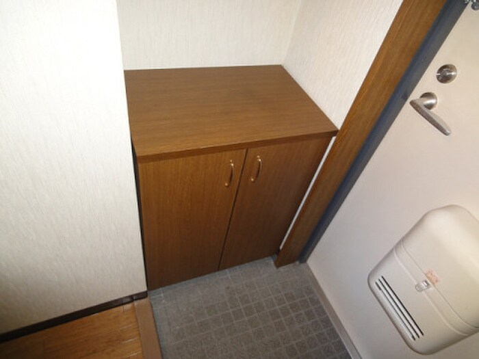 物件内観写真13　(靴箱)