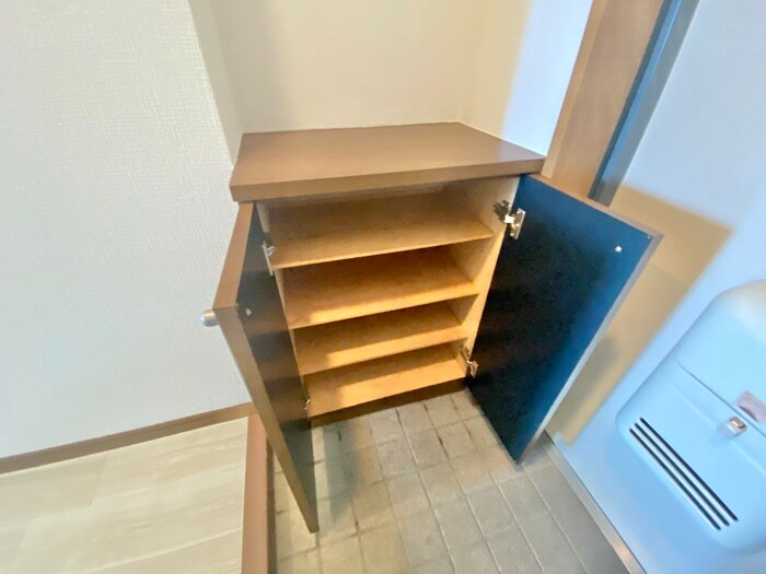 物件内観写真13　(靴箱)