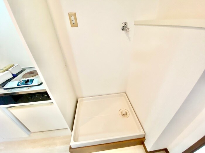 物件内観写真21　(洗濯機置場)