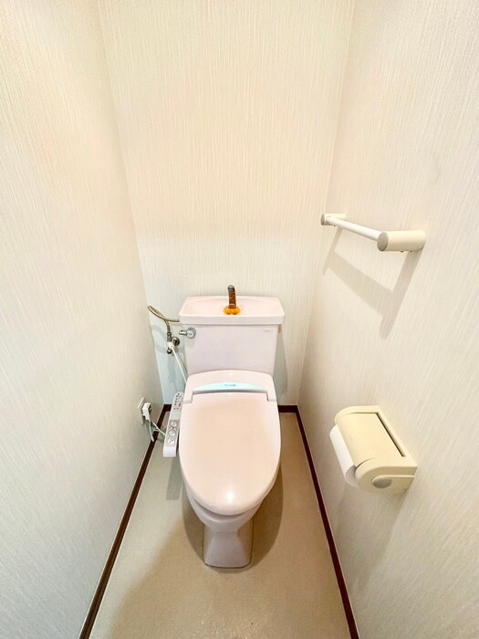 物件内観写真11　(トイレ)