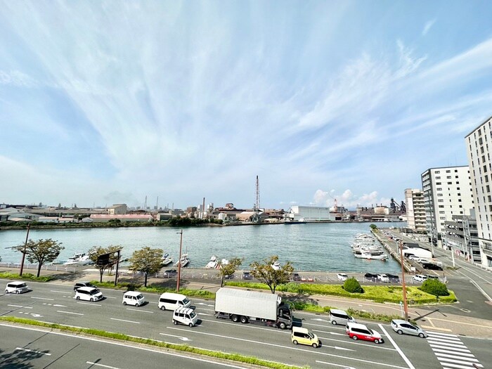 物件内観写真22　(室内からの展望)