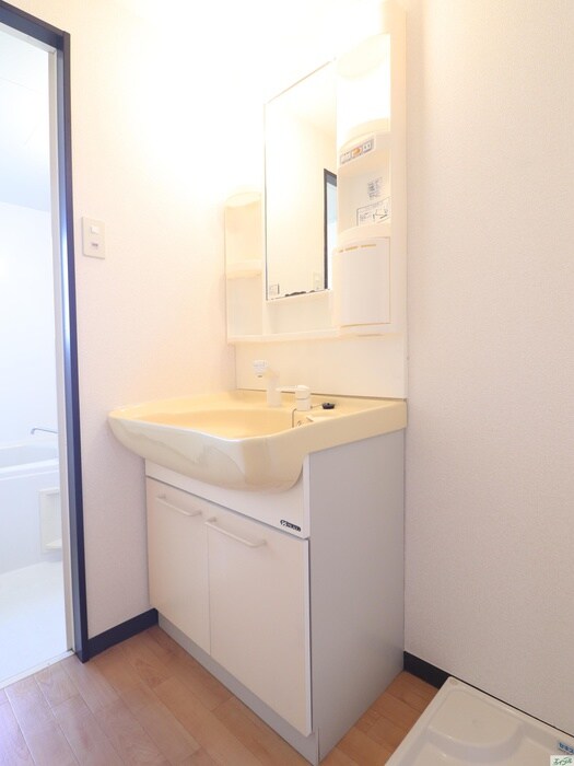 物件内観写真11　(洗面)