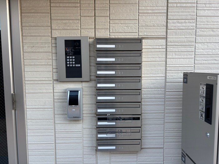 物件外観写真6　(建物設備)