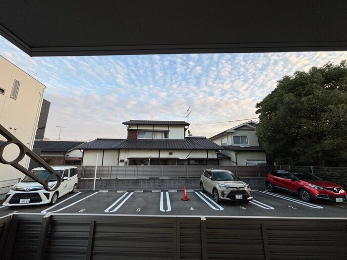 物件内観写真22　(室内からの展望)