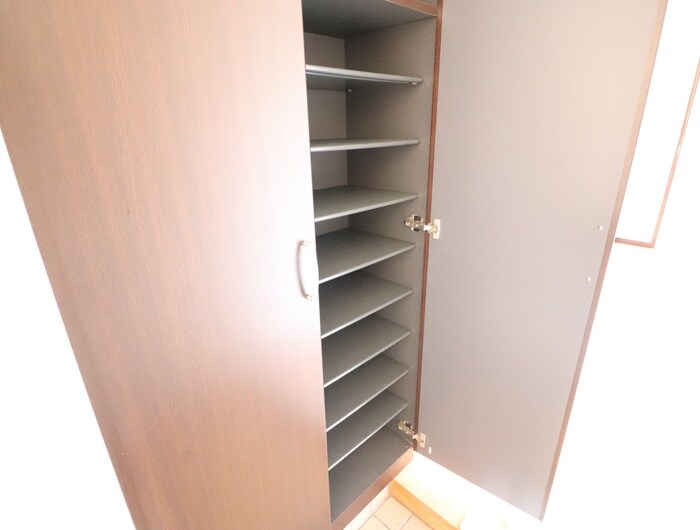 物件内観写真14　(靴箱)
