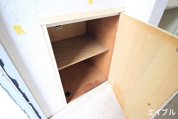 物件内観写真15　(靴箱)