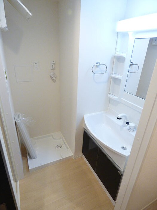 物件内観写真10　(洗面)