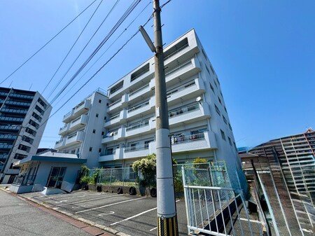 ミリオンコーポラス鷹ノ巣205外観写真
