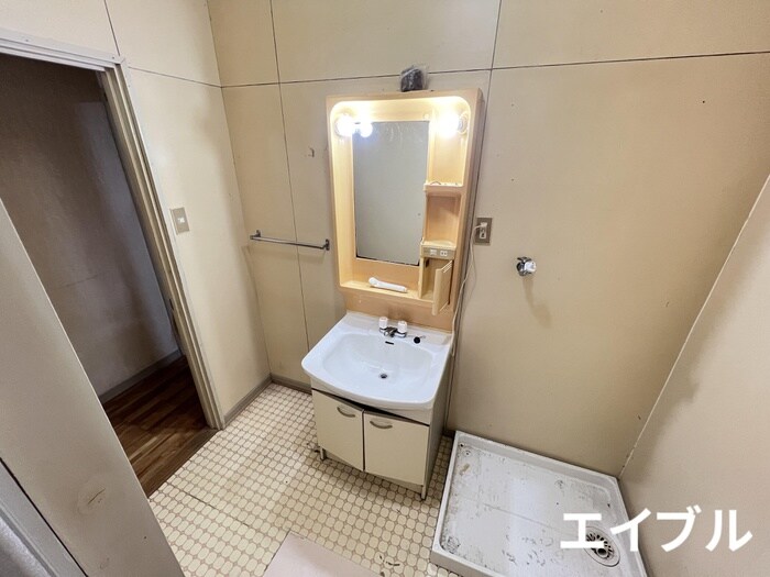 物件内観写真8　(洗面)