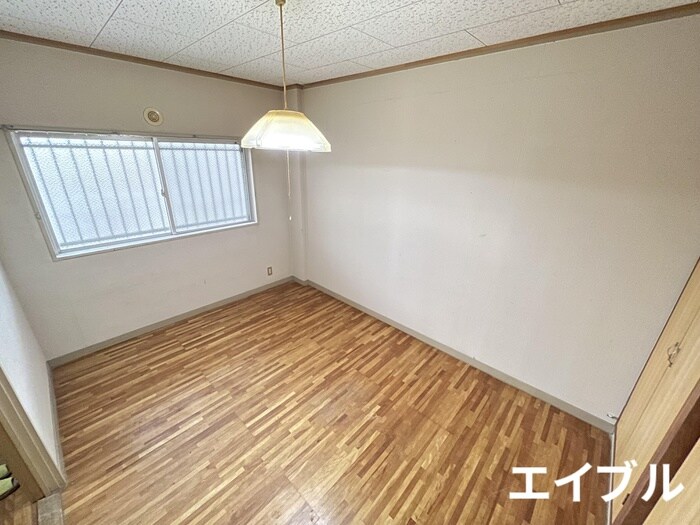 物件内観写真15　(居室)