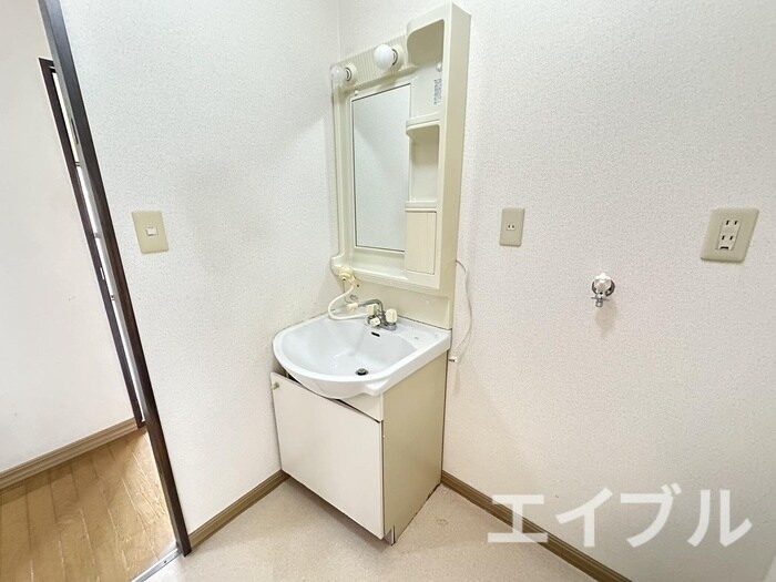 物件内観写真10　(洗面)