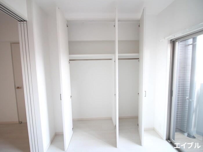 物件内観写真11　(収納)