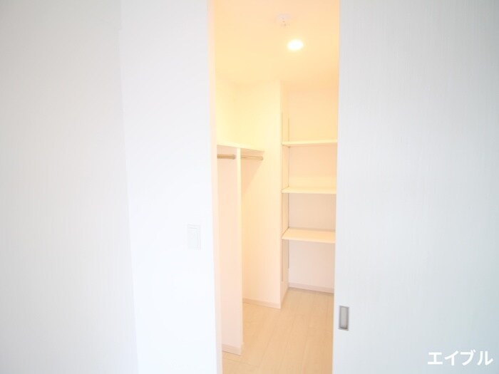 物件内観写真14　(収納)