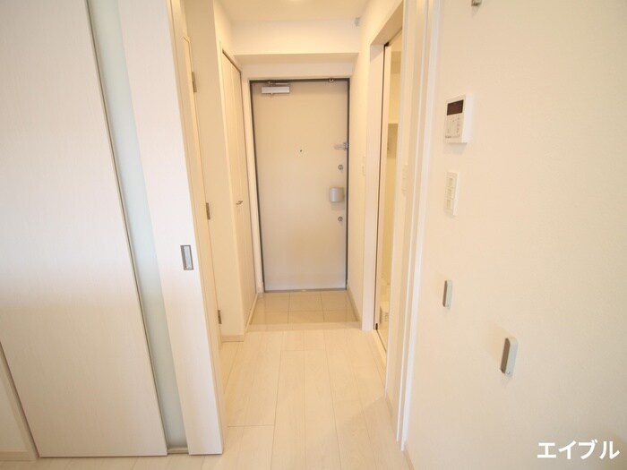 物件内観写真17　(廊下)