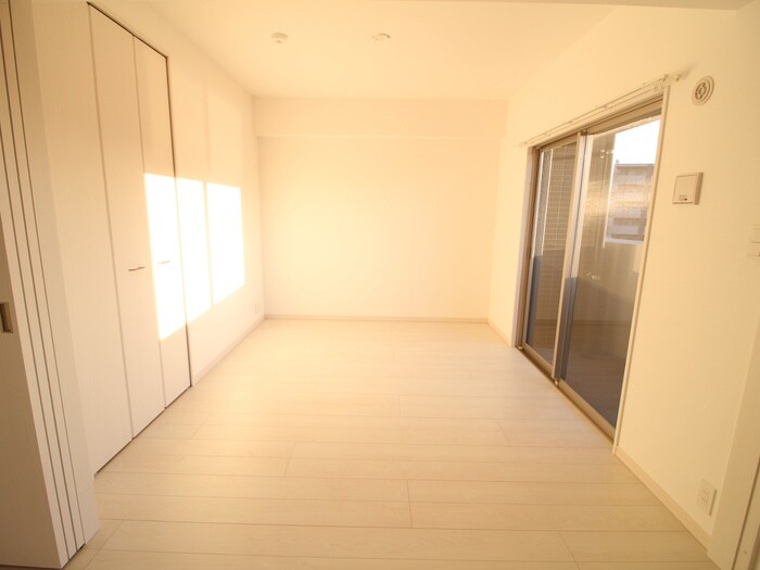 物件内観写真22　(居室)