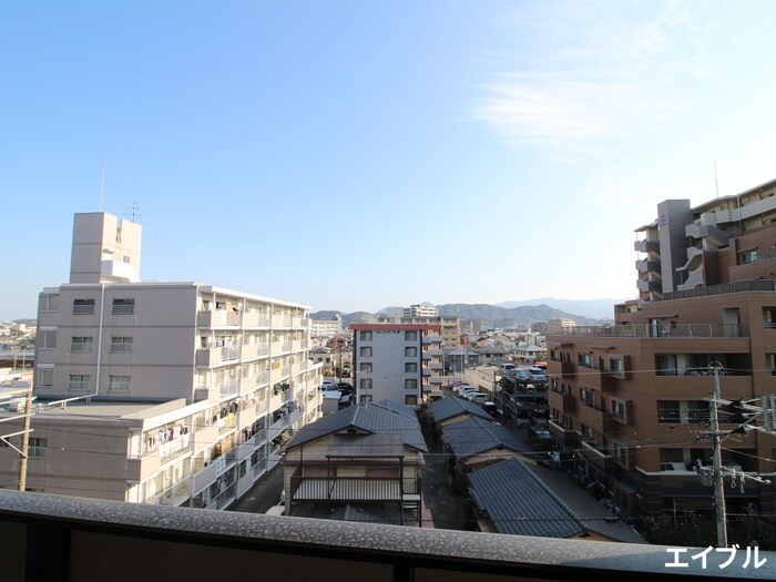 物件内観写真22　(室内からの展望)