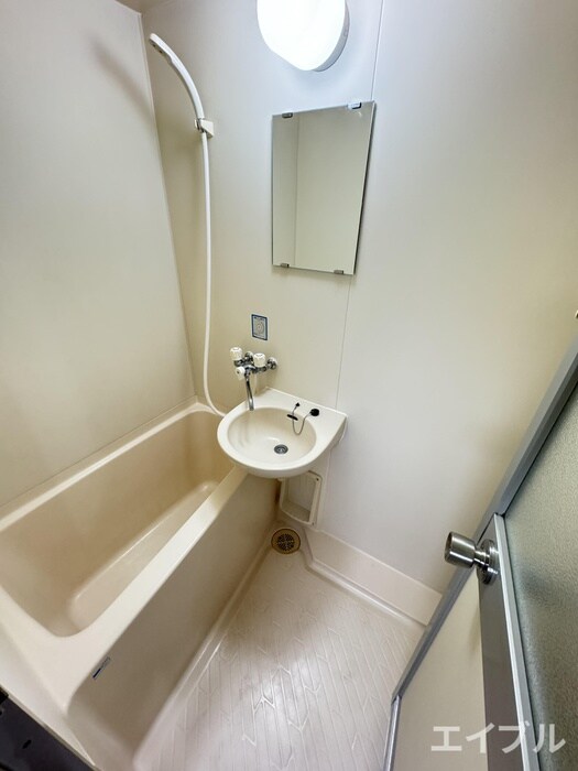 物件内観写真6　(バス／シャワールーム等)