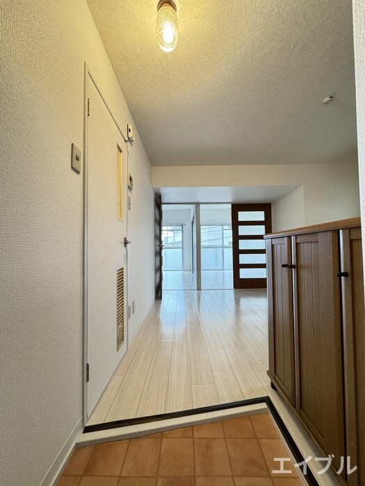 物件内観写真14　(廊下)