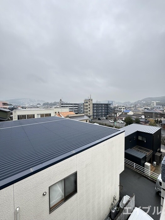 物件内観写真16　(室内からの展望)