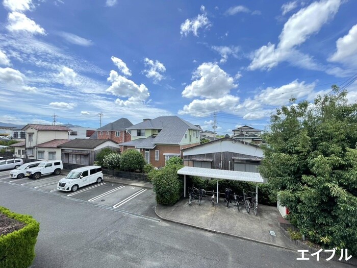 物件内観写真16　(室内からの展望)