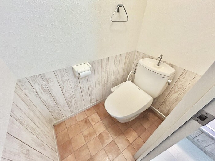 物件内観写真7　(トイレ)