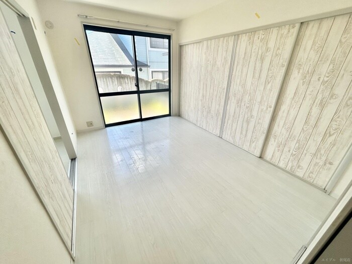 物件内観写真15　(居室)