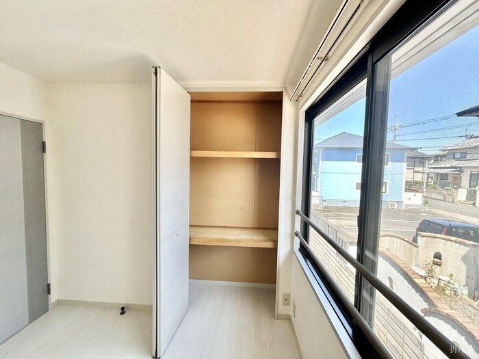 物件内観写真15　(収納)