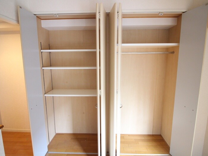 物件内観写真10　(収納)