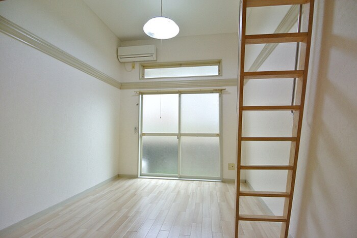 物件内観写真5　(居室)