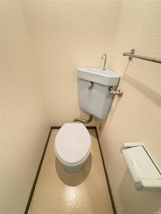 物件内観写真14　(トイレ)